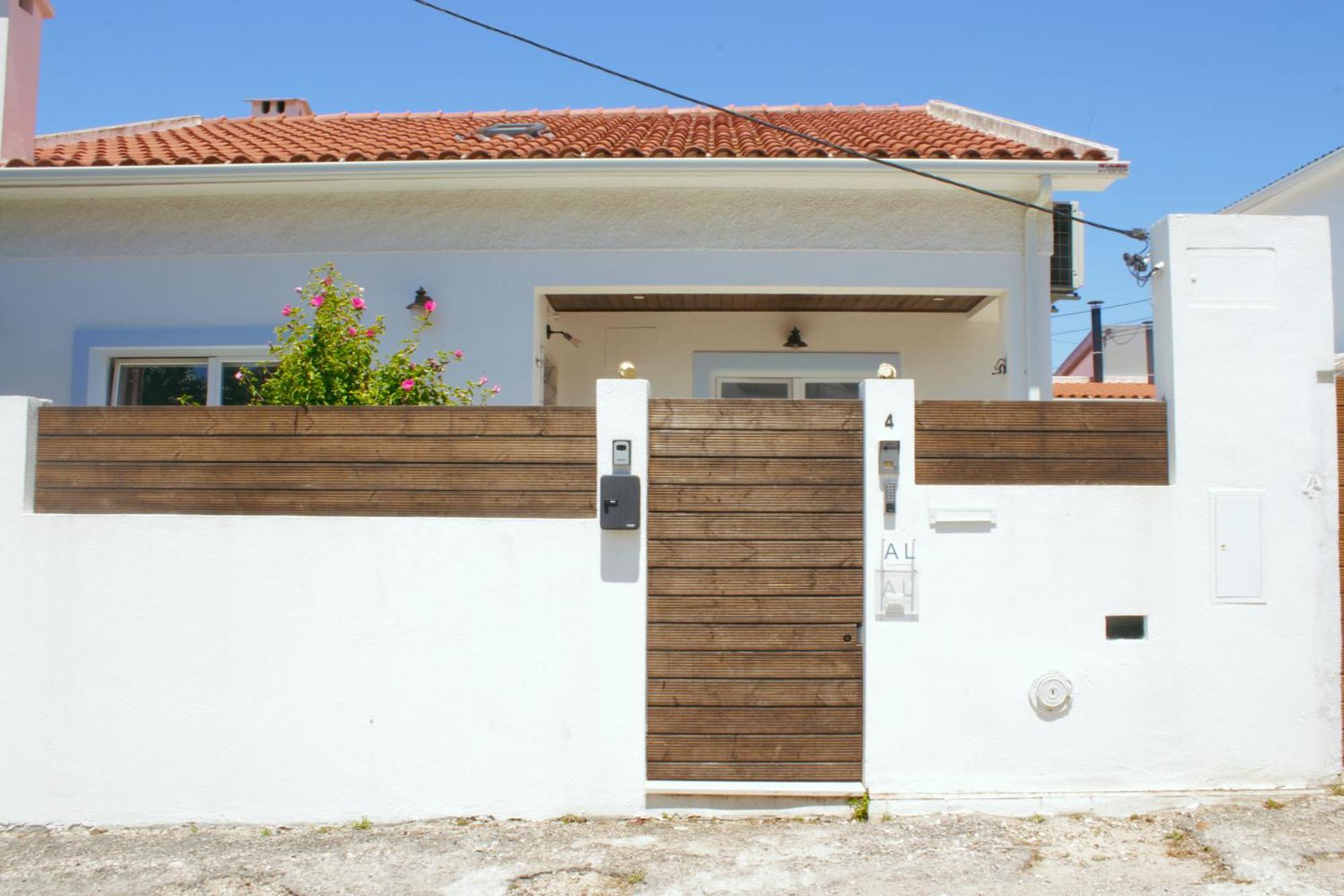 Vila Vale Guest House - Surf & Yoga Charneca  Luaran gambar